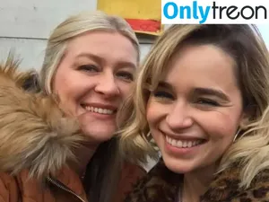 Emilia Clarke / clarkeyxo / emilia_clarke / emiliaclarke nude photo #0826