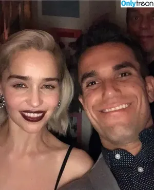 Emilia Clarke / clarkeyxo / emilia_clarke / emiliaclarke nude photo #0828