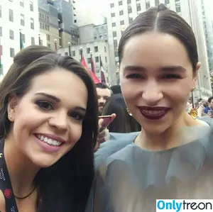 Emilia Clarke / clarkeyxo / emilia_clarke / emiliaclarke nude photo #0830