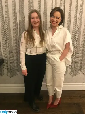 Emilia Clarke / clarkeyxo / emilia_clarke / emiliaclarke nude photo #0831