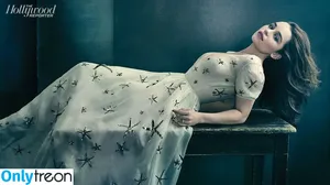 Emilia Clarke / clarkeyxo / emilia_clarke / emiliaclarke nude photo #0883