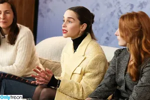 Emilia Clarke / clarkeyxo / emilia_clarke / emiliaclarke nude photo #0973