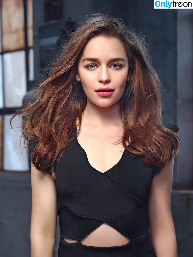 Emilia Clarke nude photo #0069 (clarkeyxo / emilia_clarke / emiliaclarke)