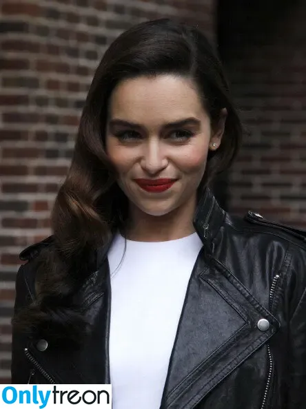 Emilia Clarke nude photo #0079 (clarkeyxo / emilia_clarke / emiliaclarke)