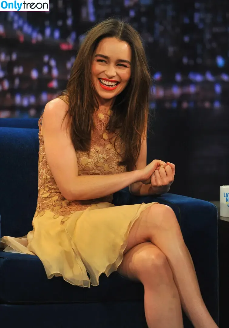 Emilia Clarke nude photo #0090 (clarkeyxo / emilia_clarke / emiliaclarke)