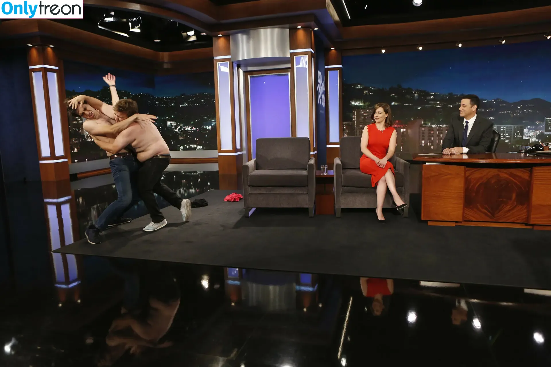 Emilia Clarke nude photo #0116 (clarkeyxo / emilia_clarke / emiliaclarke)