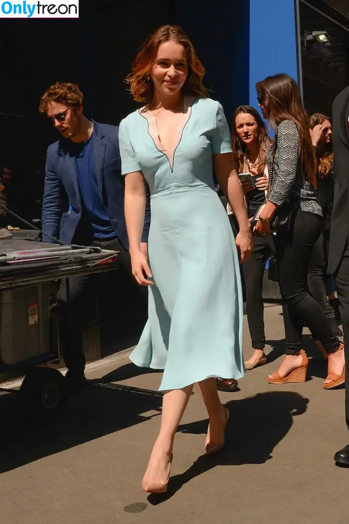 Emilia Clarke nude photo #0199 (clarkeyxo / emilia_clarke / emiliaclarke)