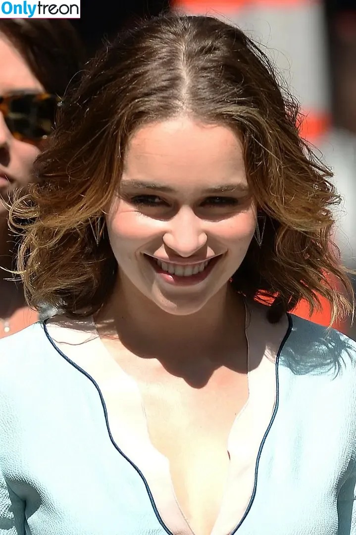 Emilia Clarke nude photo #0202 (clarkeyxo / emilia_clarke / emiliaclarke)