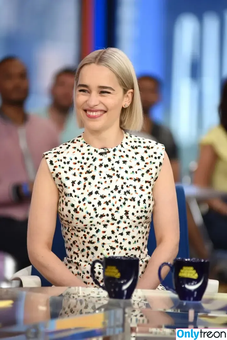 Emilia Clarke nude photo #0361 (clarkeyxo / emilia_clarke / emiliaclarke)
