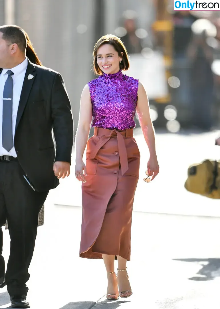 Emilia Clarke nude photo #0471 (clarkeyxo / emilia_clarke / emiliaclarke)