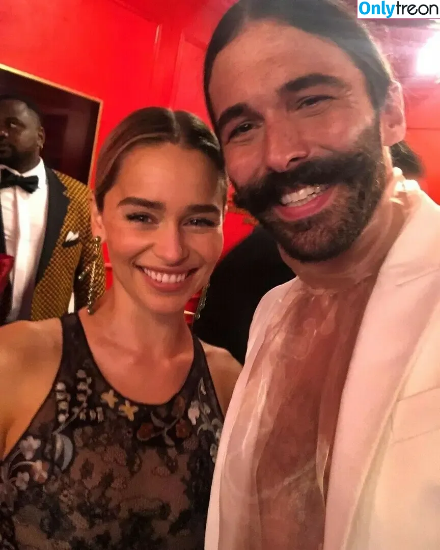 Emilia Clarke nude photo #0578 (clarkeyxo / emilia_clarke / emiliaclarke)