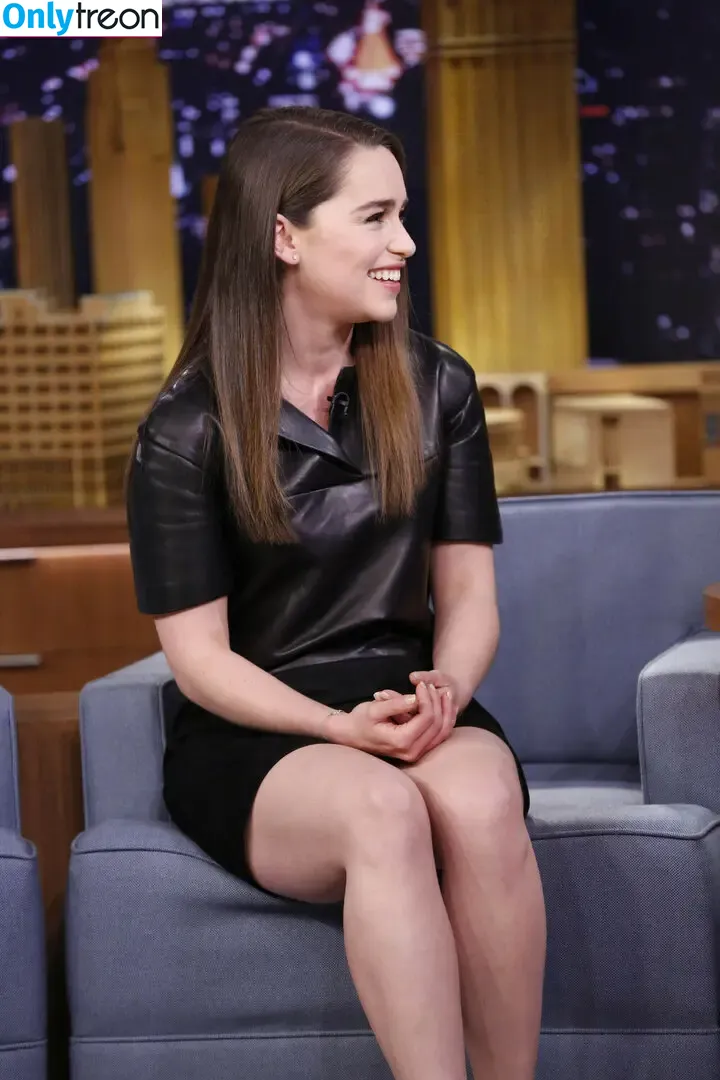 Emilia Clarke nude photo #0719 (clarkeyxo / emilia_clarke / emiliaclarke)