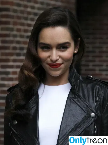 Emilia Clarke nude photo #0736 (clarkeyxo / emilia_clarke / emiliaclarke)