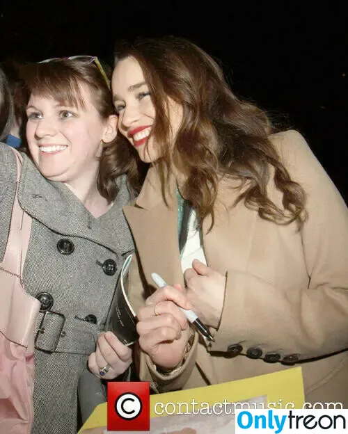 Emilia Clarke nude photo #0845 (clarkeyxo / emilia_clarke / emiliaclarke)