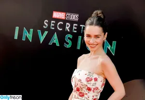 Emilia Clarke / clarkeyxo / emilia_clarke / emiliaclarke nude photo #1049