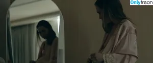 Emilia Clarke / clarkeyxo / emilia_clarke / emiliaclarke nude photo #1071