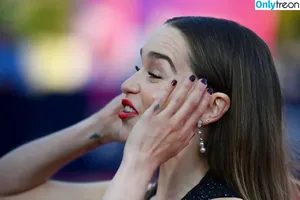 Emilia Clarke / clarkeyxo / emilia_clarke / emiliaclarke nude photo #1141