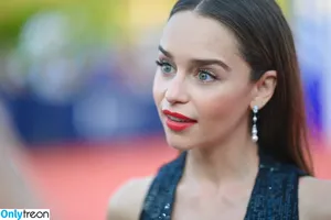 Emilia Clarke / clarkeyxo / emilia_clarke / emiliaclarke nude photo #1143