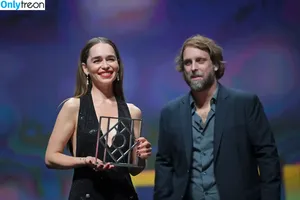 Emilia Clarke / clarkeyxo / emilia_clarke / emiliaclarke nude photo #1155