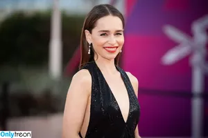 Emilia Clarke / clarkeyxo / emilia_clarke / emiliaclarke nude photo #1166