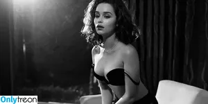 Emilia Clarke / clarkeyxo / emilia_clarke / emiliaclarke nude photo #1252