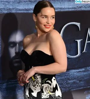 Emilia Clarke / clarkeyxo / emilia_clarke / emiliaclarke nude photo #1294