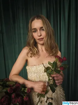 Emilia Clarke / clarkeyxo / emilia_clarke / emiliaclarke nude photo #1330