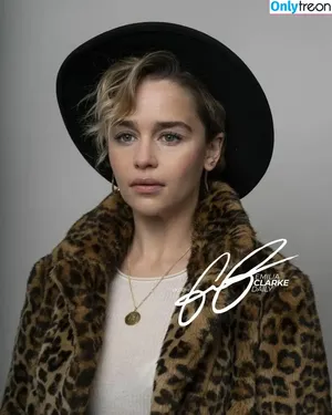 Emilia Clarke / clarkeyxo / emilia_clarke / emiliaclarke nude photo #1394