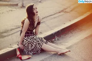 Emilia Clarke / clarkeyxo / emilia_clarke / emiliaclarke nude photo #1408