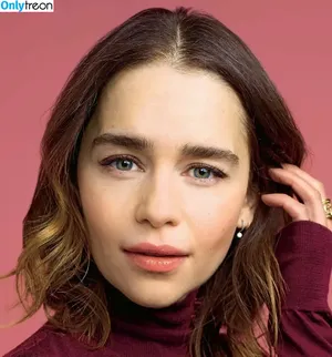 Emilia Clarke / clarkeyxo / emilia_clarke / emiliaclarke nude photo #1420