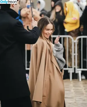 Emilia Clarke / clarkeyxo / emilia_clarke / emiliaclarke nude photo #1449