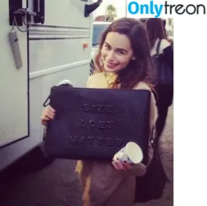 Emilia Clarke / clarkeyxo / emilia_clarke / emiliaclarke nude photo #1460