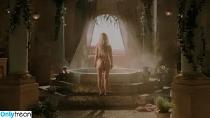 Emilia Clarke / clarkeyxo / emilia_clarke / emiliaclarke nude photo #1472