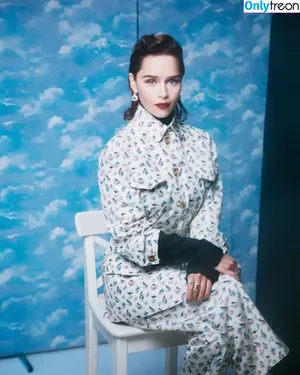 Emilia Clarke / clarkeyxo / emilia_clarke / emiliaclarke nude photo #1581