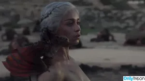 Emilia Clarke / clarkeyxo / emilia_clarke / emiliaclarke nude photo #1593