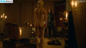 Emilia Clarke / clarkeyxo / emilia_clarke / emiliaclarke nude photo #1617