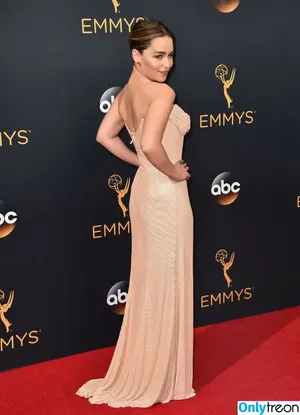 Emilia Clarke / clarkeyxo / emilia_clarke / emiliaclarke nude photo #1619