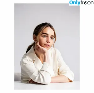 Emilia Clarke / clarkeyxo / emilia_clarke / emiliaclarke nude photo #1649