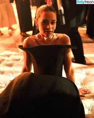 Emilia Clarke / clarkeyxo / emilia_clarke / emiliaclarke nude photo #1671