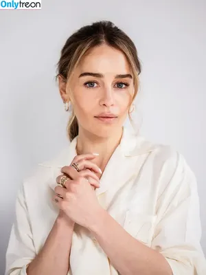 Emilia Clarke / clarkeyxo / emilia_clarke / emiliaclarke nude photo #1727