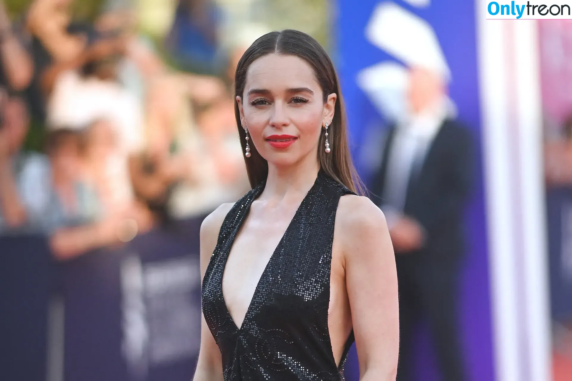 Emilia Clarke nude photo #1119 (clarkeyxo / emilia_clarke / emiliaclarke)