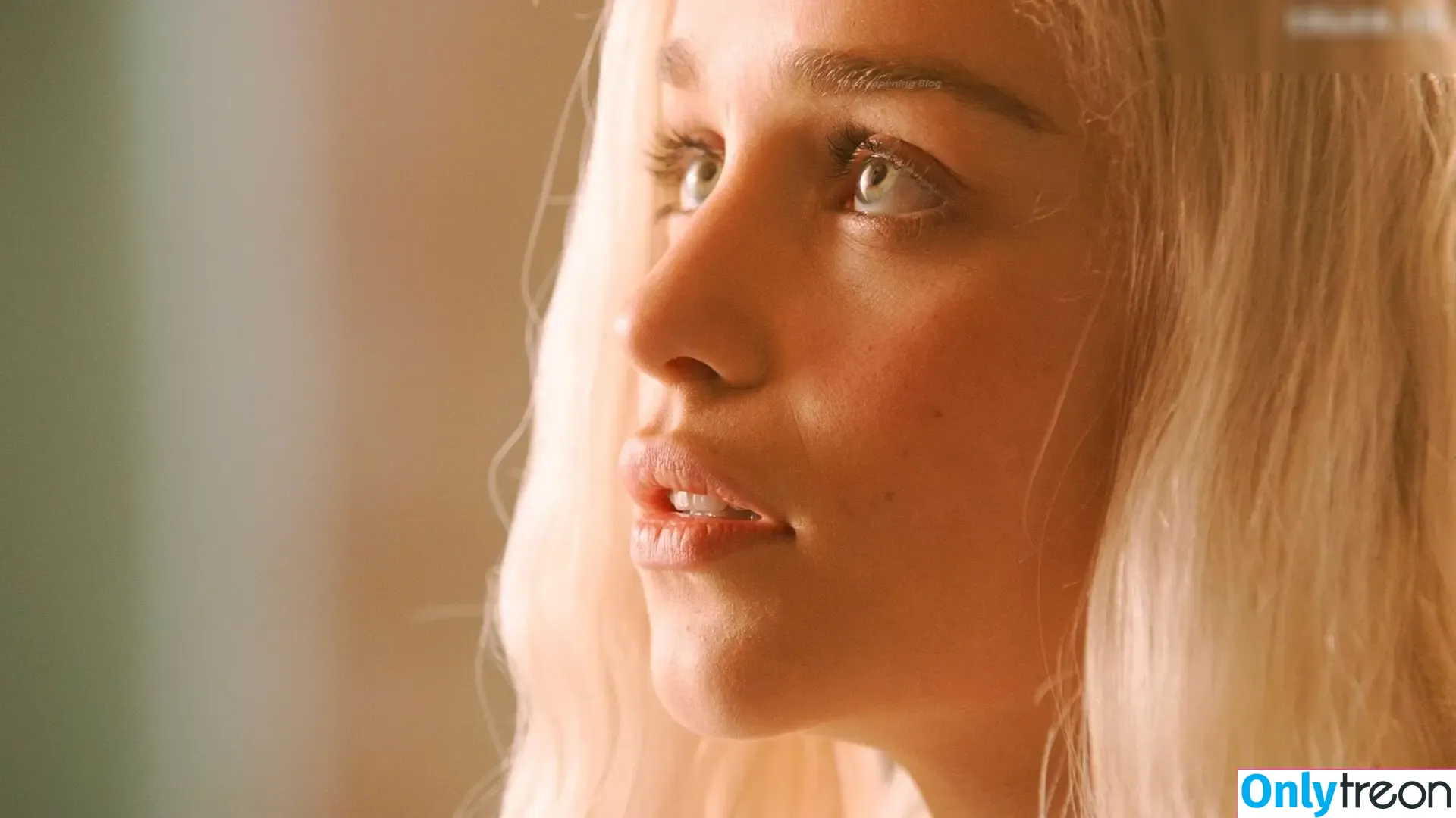 Emilia Clarke nude photo #1516 (clarkeyxo / emilia_clarke / emiliaclarke)