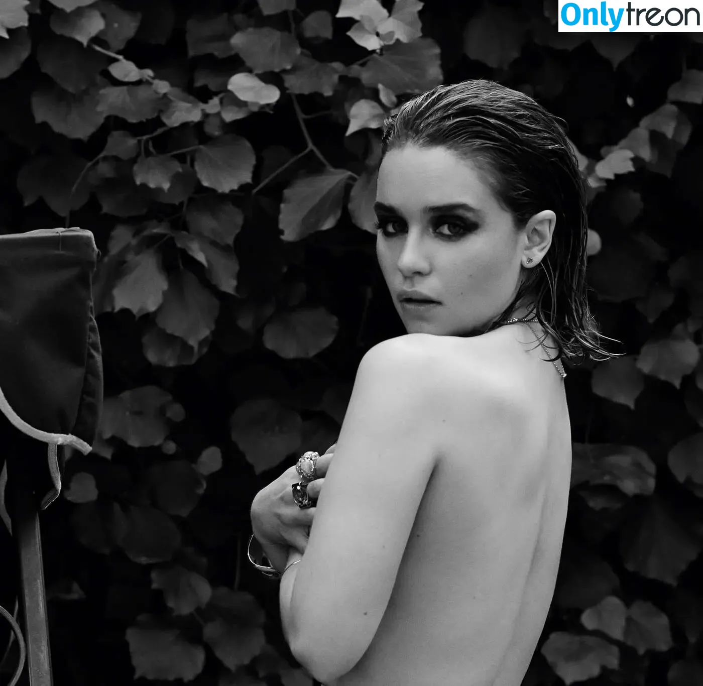 Emilia Clarke nude photo #1545 (clarkeyxo / emilia_clarke / emiliaclarke)