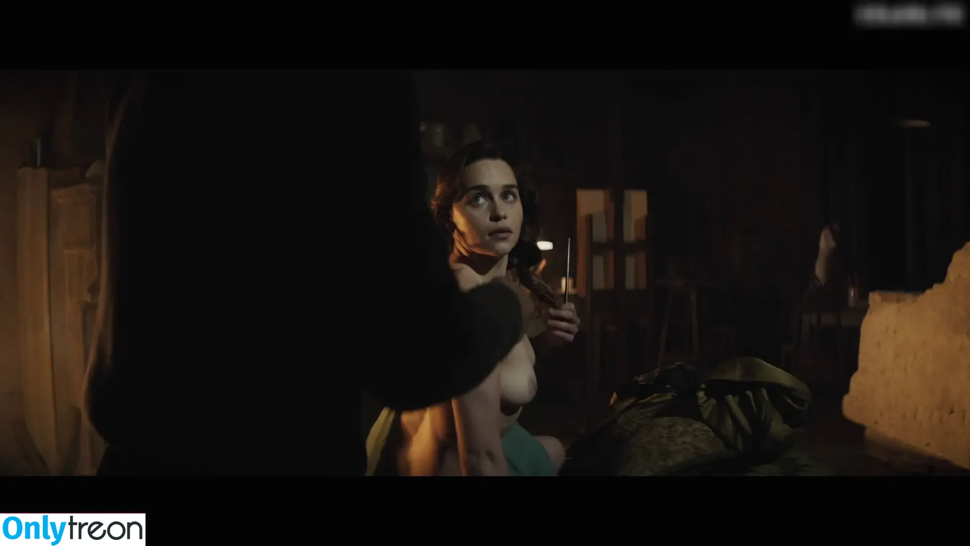 Emilia Clarke nude photo #1591 (clarkeyxo / emilia_clarke / emiliaclarke)