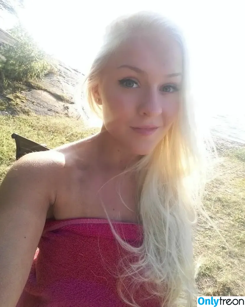 Emilia Linden nude photo #0096 (linden.emilia / princesslinden / user)