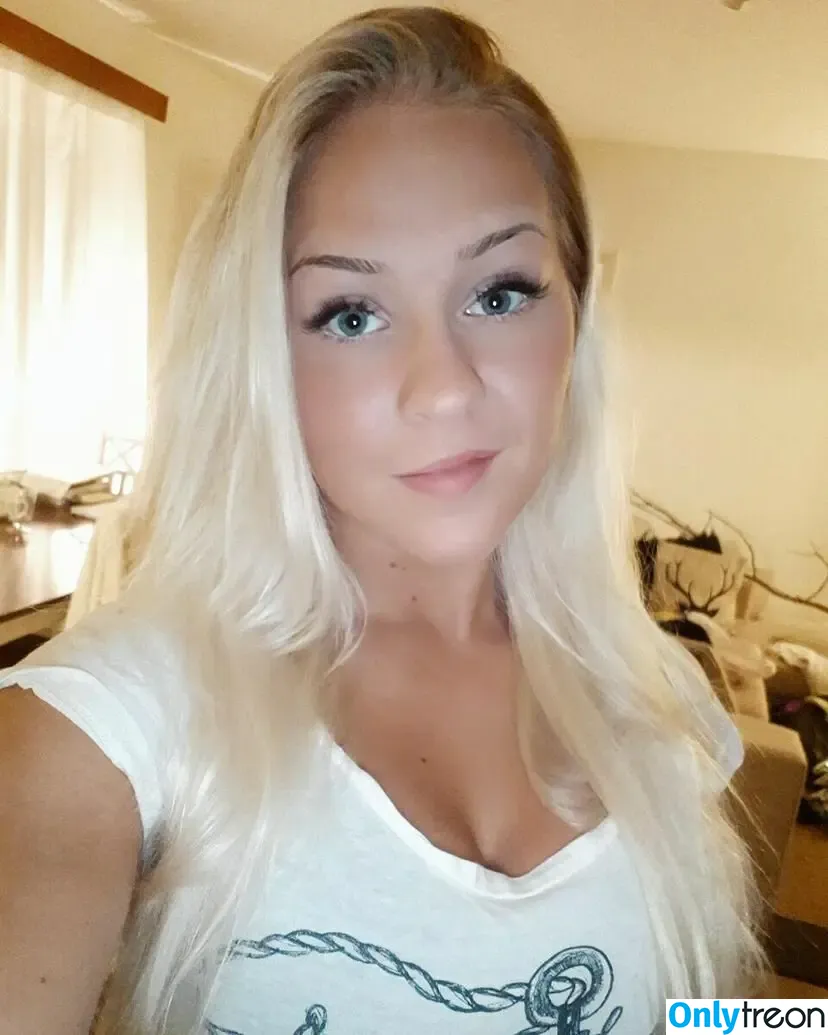Emilia Linden nude photo #0119 (linden.emilia / princesslinden / user)