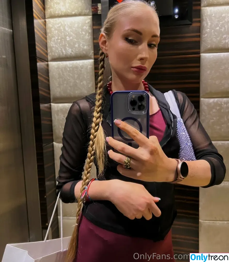 emilia.tt nude photo #0130 (emiliaa.tt)