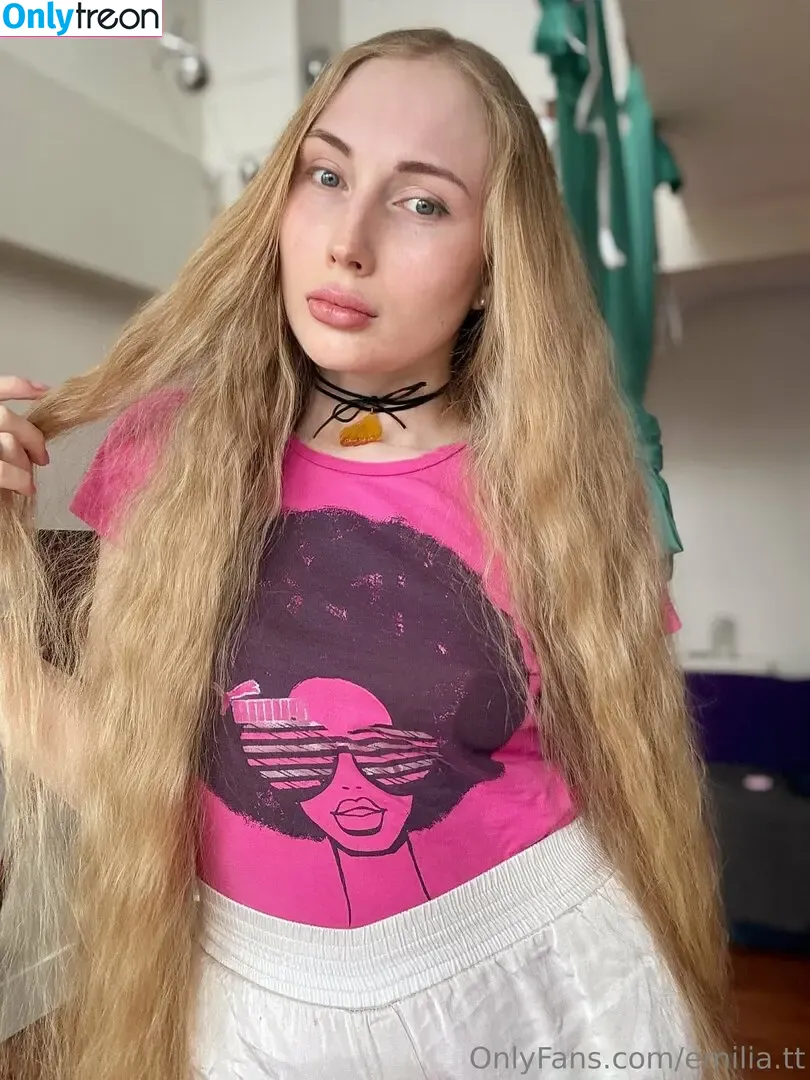 emilia.tt nude photo #0136 (emiliaa.tt)