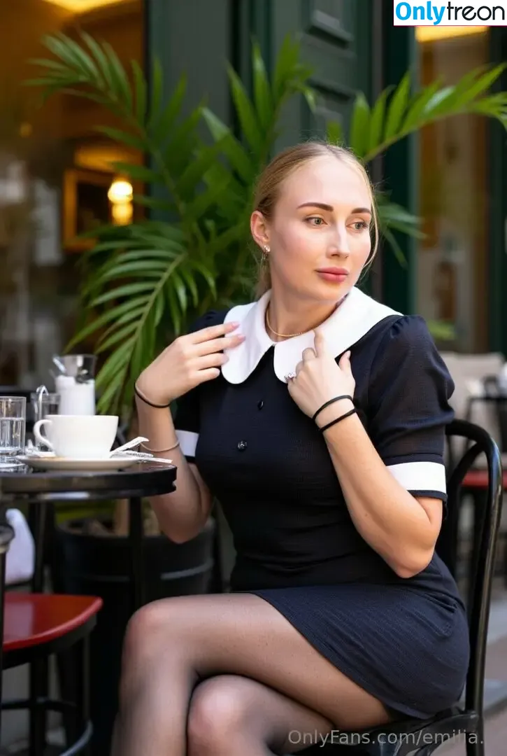 emilia.tt nude photo #0142 (emiliaa.tt)