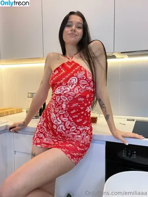 EmiliAAA nude photo #0085
